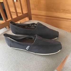 TOMS Ash Canvas Women’s Classics